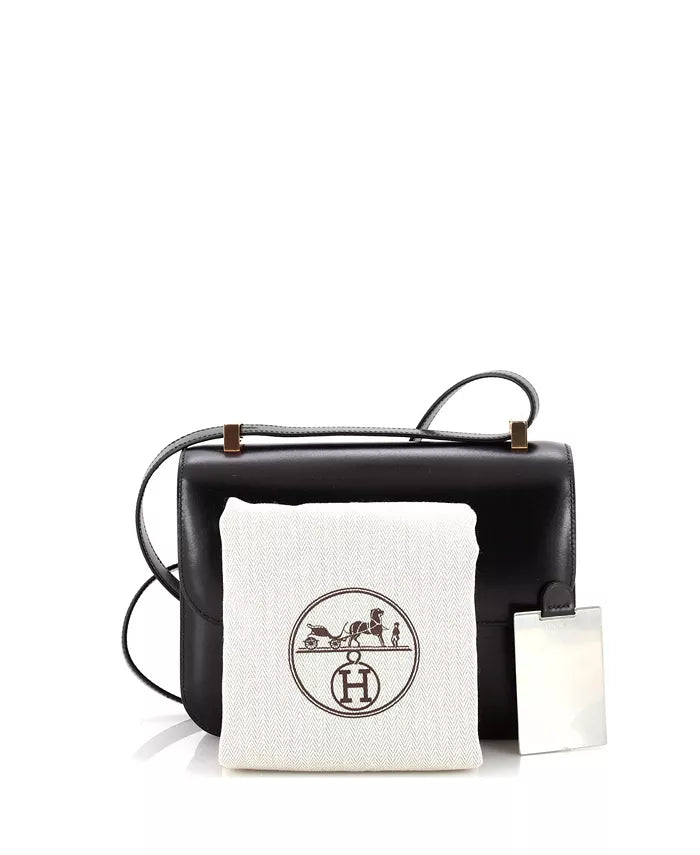 Pre-Owned HERMÉS 24 Constance NM Bag Tadelakt