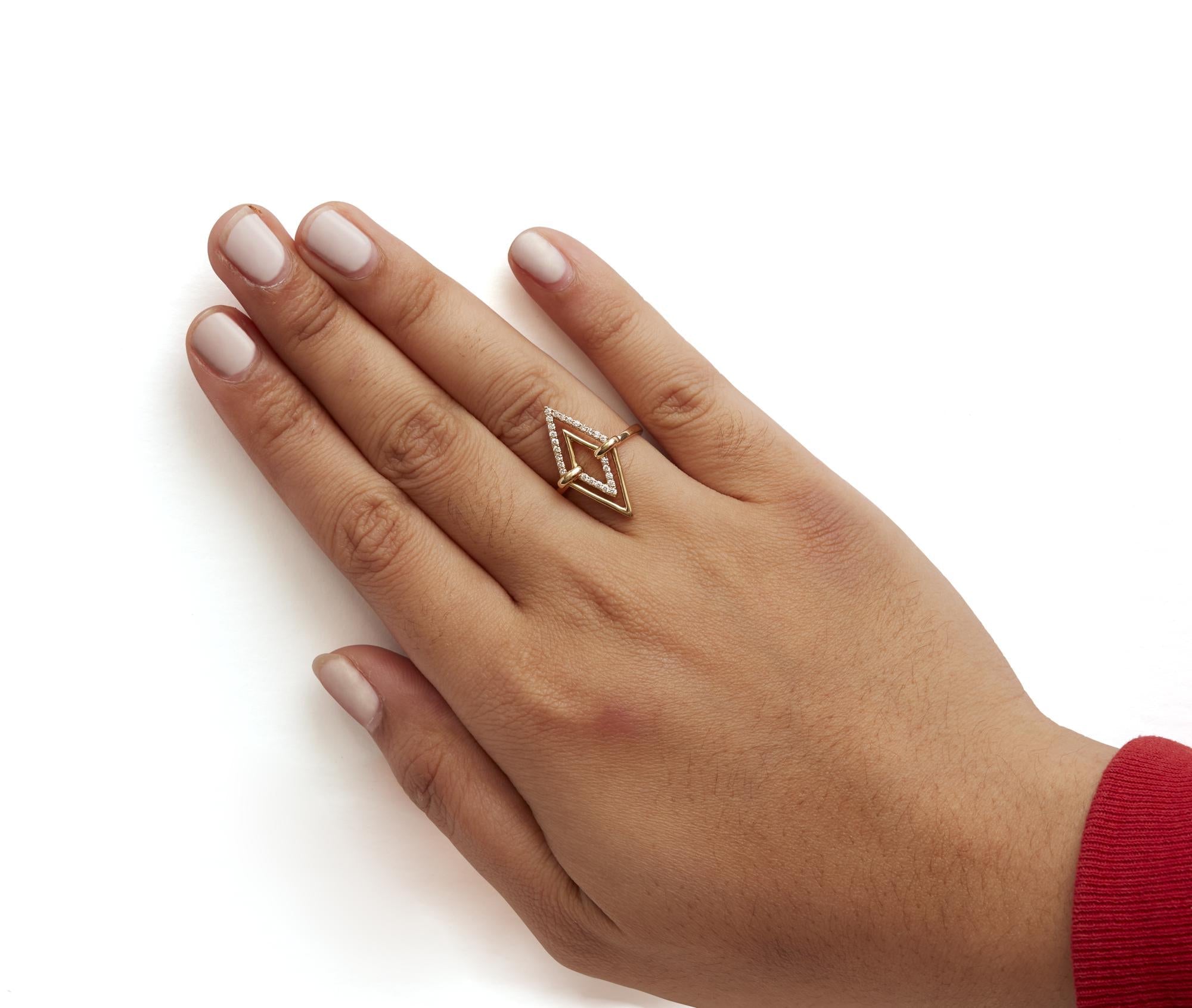 14K Yellow Gold 1/5 Cttw Diamond Double Triangle Ring (G-H Color, SI1-SI2 Clarity) - Size 7-4