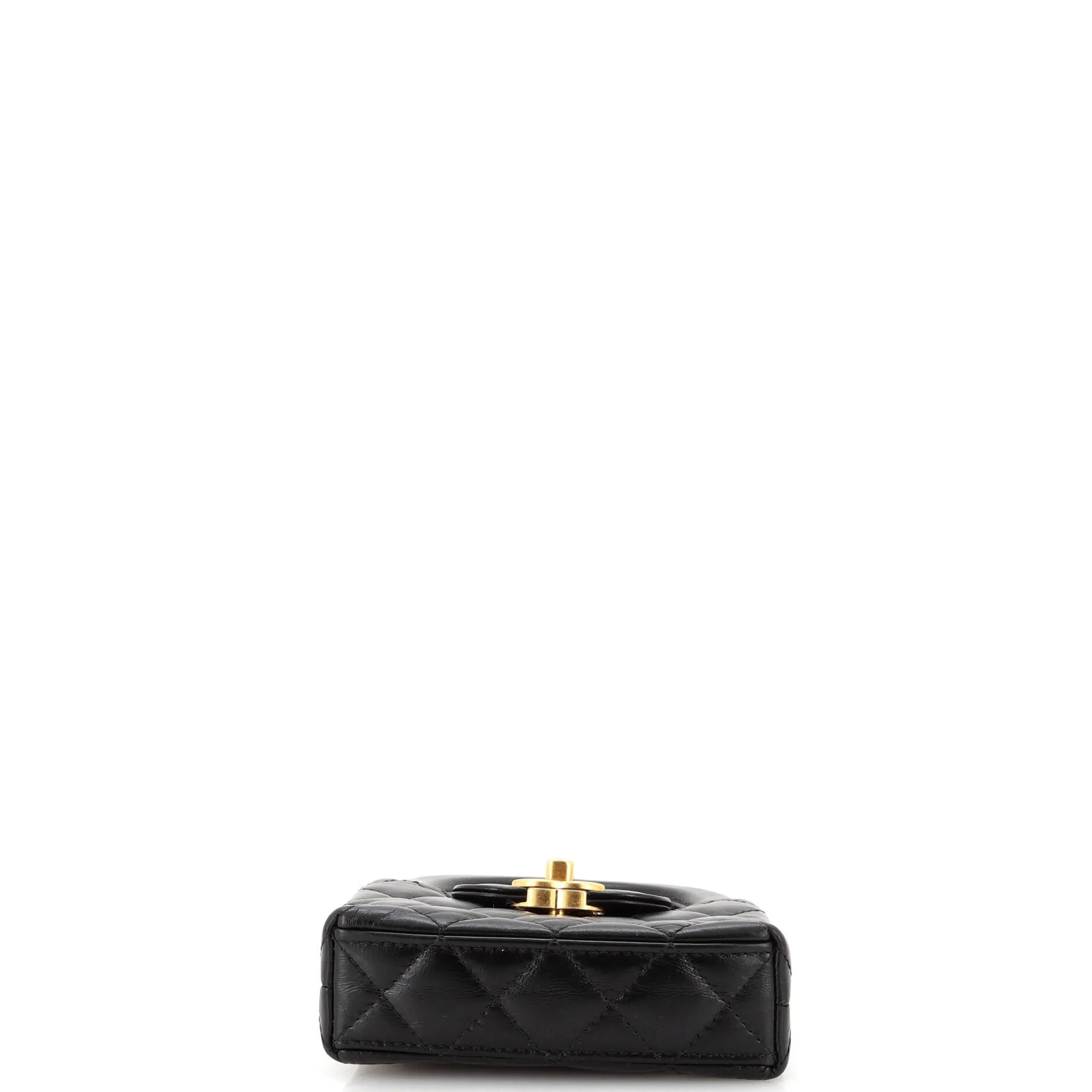 Pre-Owned Kelly Top Handle Clutch with Chain Quilted Shiny Aged Calfskin