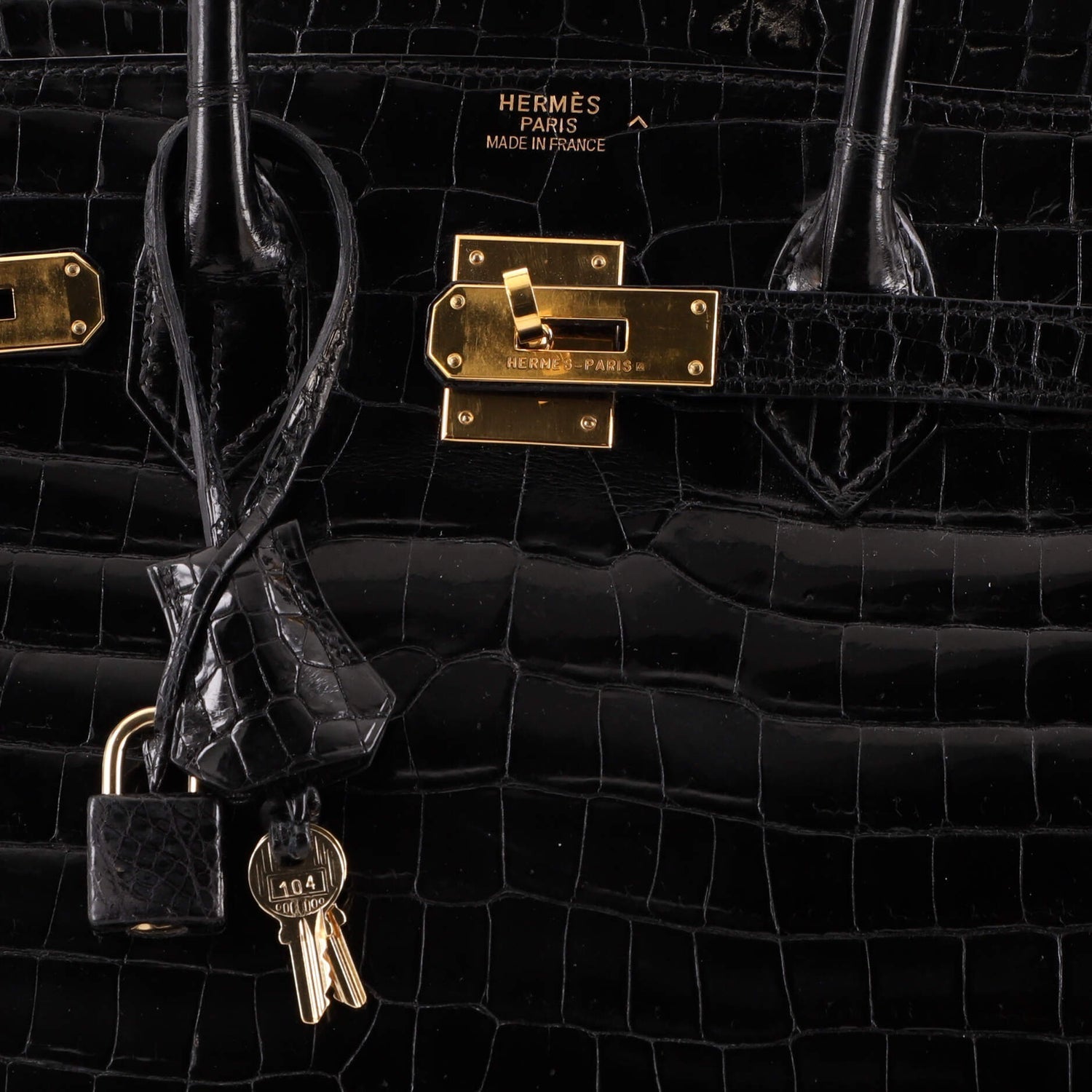 Birkin Handbag Noir Shiny Porosus Crocodile with Gold Hardware 35