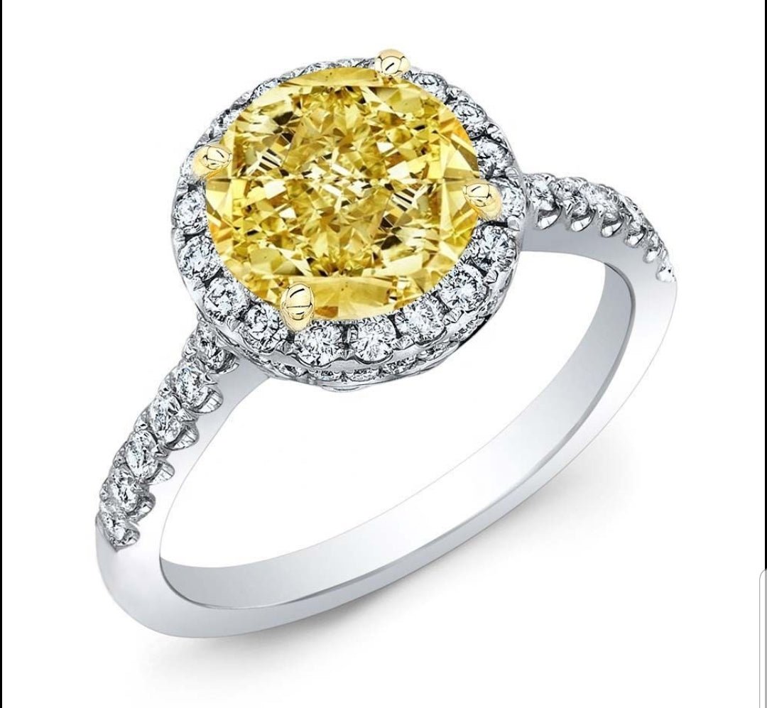 Round Cubic Zirconia halo Engagement Ring. 800R70/2-1