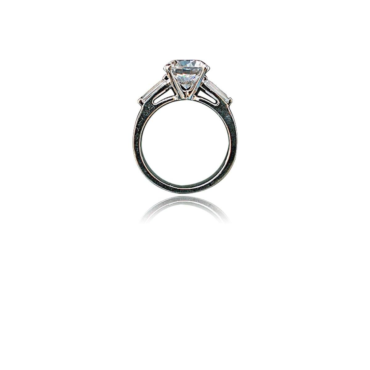 Round Diamond Veneer Cubic Zirconia Ring. 635R600-4